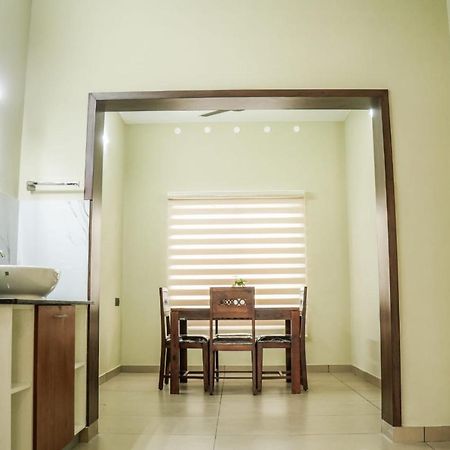 Zennova Furnished Apartment Alappuzha Zewnętrze zdjęcie