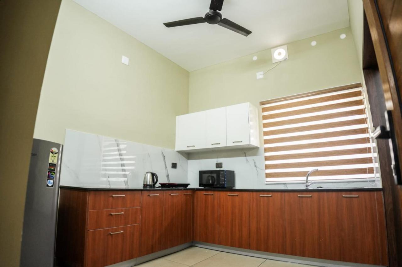 Zennova Furnished Apartment Alappuzha Zewnętrze zdjęcie