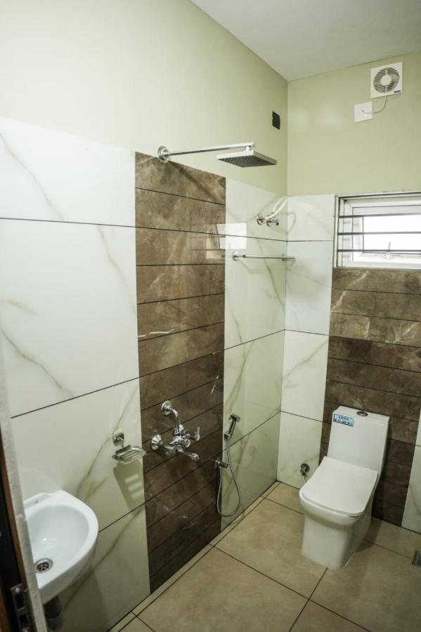 Zennova Furnished Apartment Alappuzha Zewnętrze zdjęcie